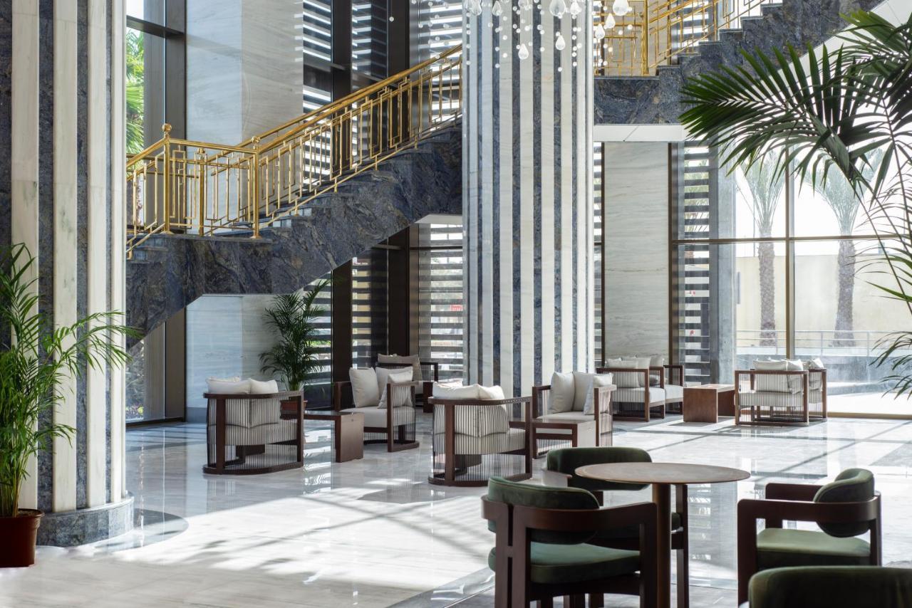 Movenpick Hotel And Residences Riyadh Exterior photo Interior of the hotel